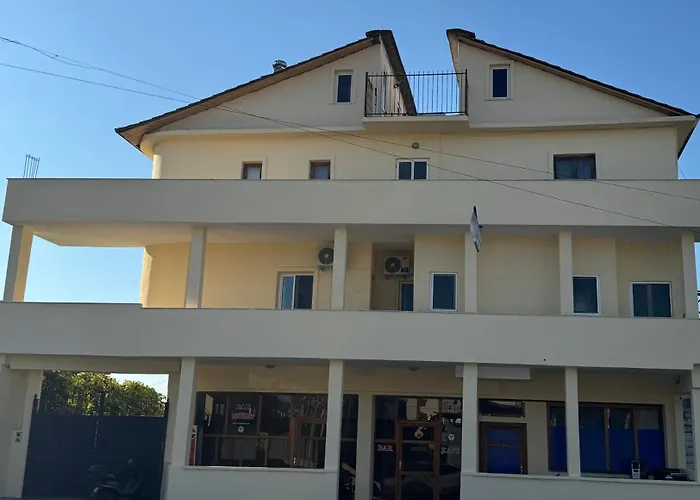 فندق Restaurant Anton Logu شكودر