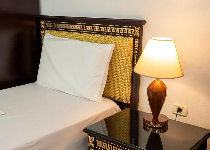 Restaurant Anton Logu Hotel 3*