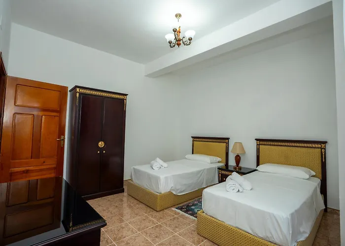 Restaurant Anton Logu 호텔